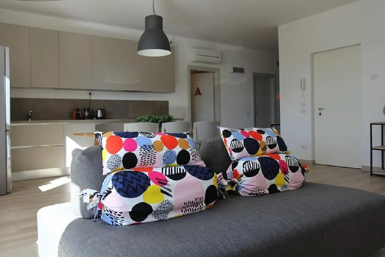 ゲストハウス Adige Rooms Porta Vittoria ヴェローナ イタリア